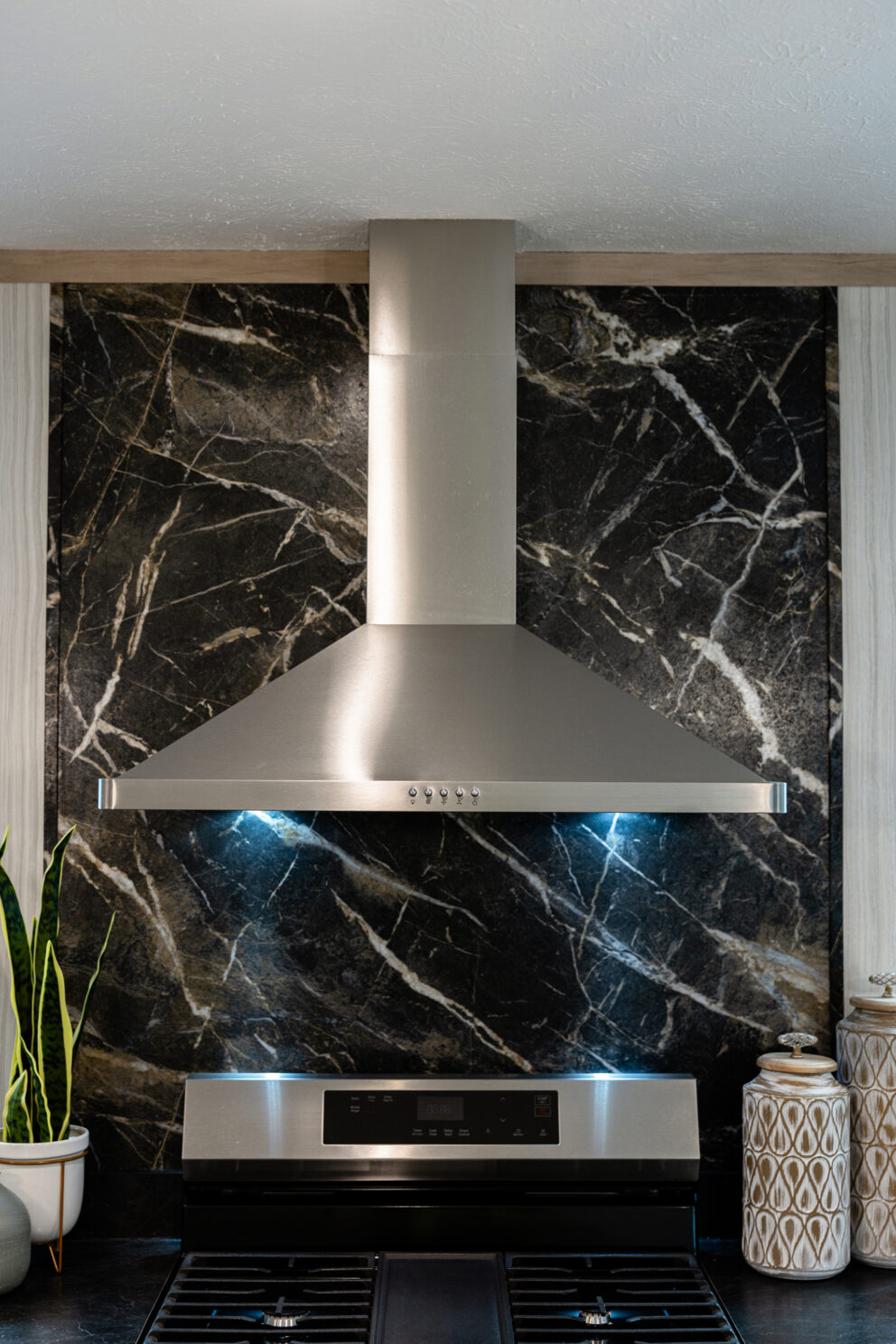 Euro range hood